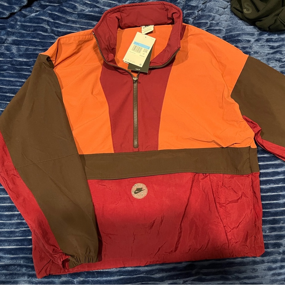 Nike windbreaker size medium new w tags